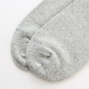 wander socks