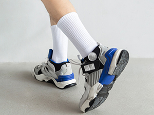Men White socks