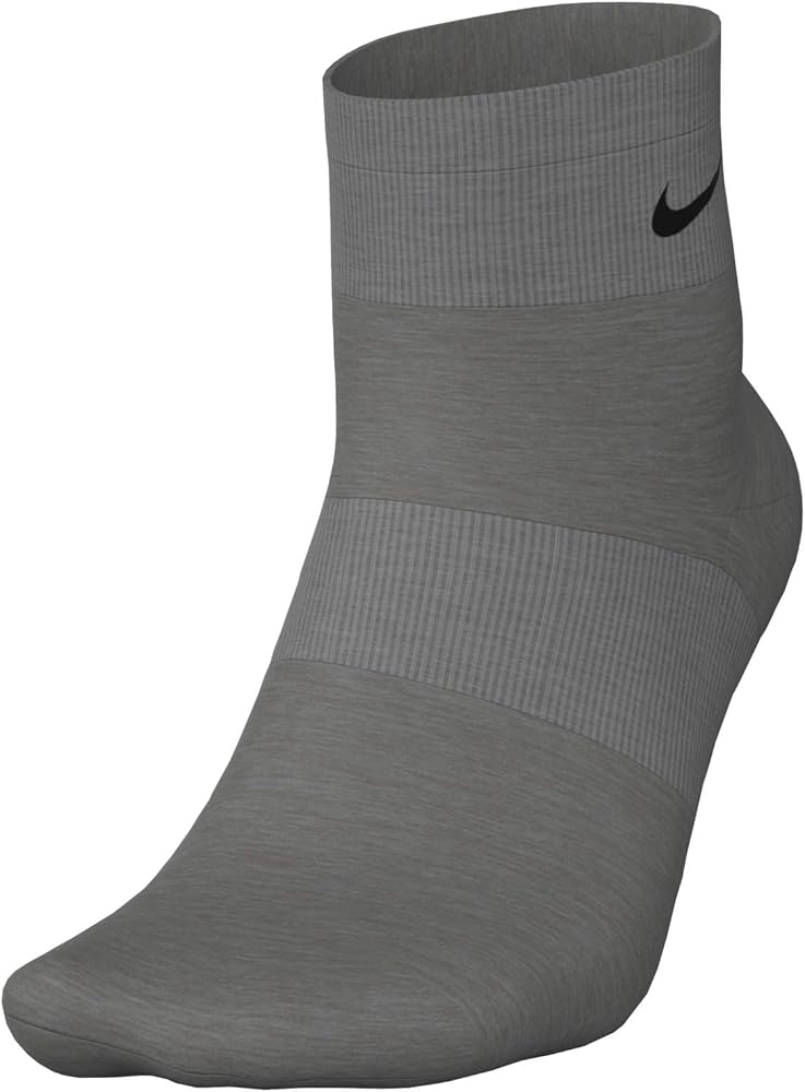 Nike Everyday Plus Cushion Ankle Socks 3-Pair Pack